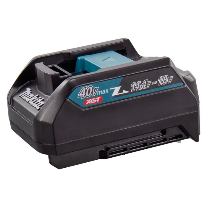 Foto von Makita Akku-Adapter ADP10 zum Laden von 14,4 Volt und 18 V LXT Akkus auf dem Foto von Makita Akku-Adapter ADP10 zum Laden von 14,4 Volt und 18 V LXT Akkus auf dem
