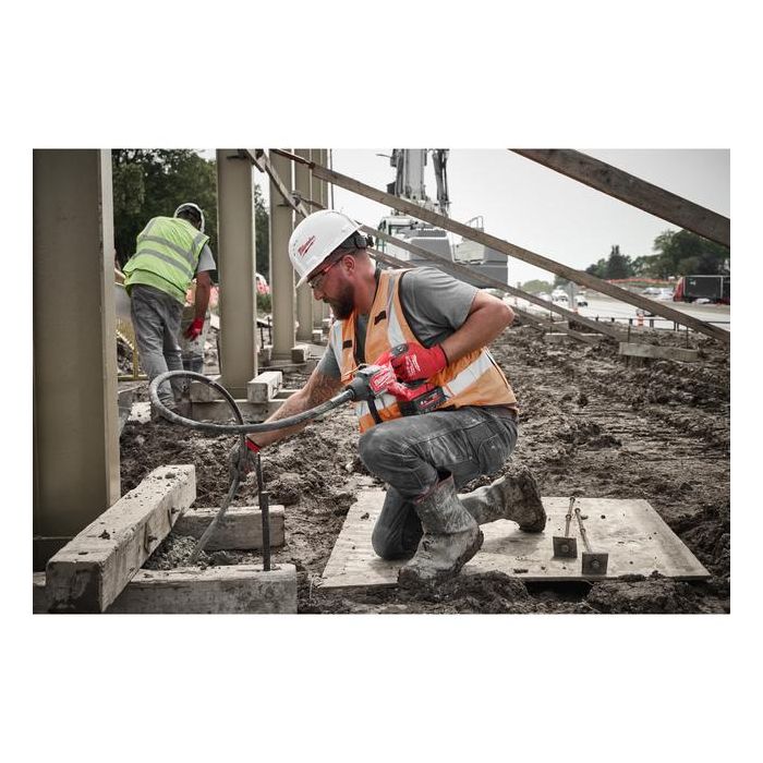Bild von Milwaukee M18 FCVN24-551 FUEL Akku-Betonrüttler Bild von Milwaukee M18 FCVN24-551 FUEL Akku-Betonrüttler