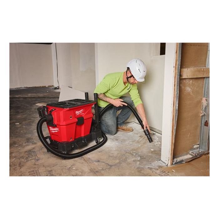 Foto von Milwaukee Akku-Staubsauger M18FVC23L-0 Foto von Milwaukee Akku-Staubsauger M18FVC23L-0