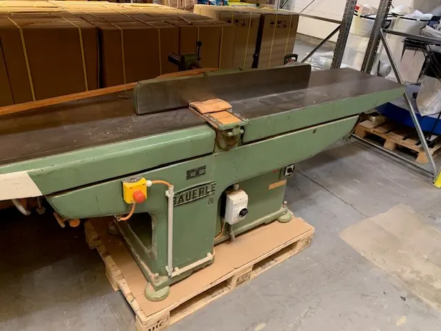 Bäuerle Abrichthobelmaschine AS 41 (M24676) Bäuerle Abrichthobelmaschine AS 41 (M24676)