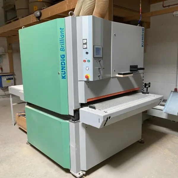 Holzbearbeitungsmaschinen Holzbearbeitungsmaschinen