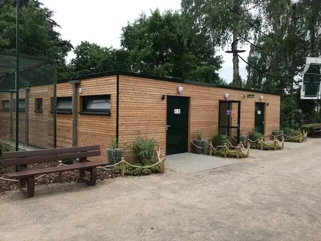 Sanitärcontainer